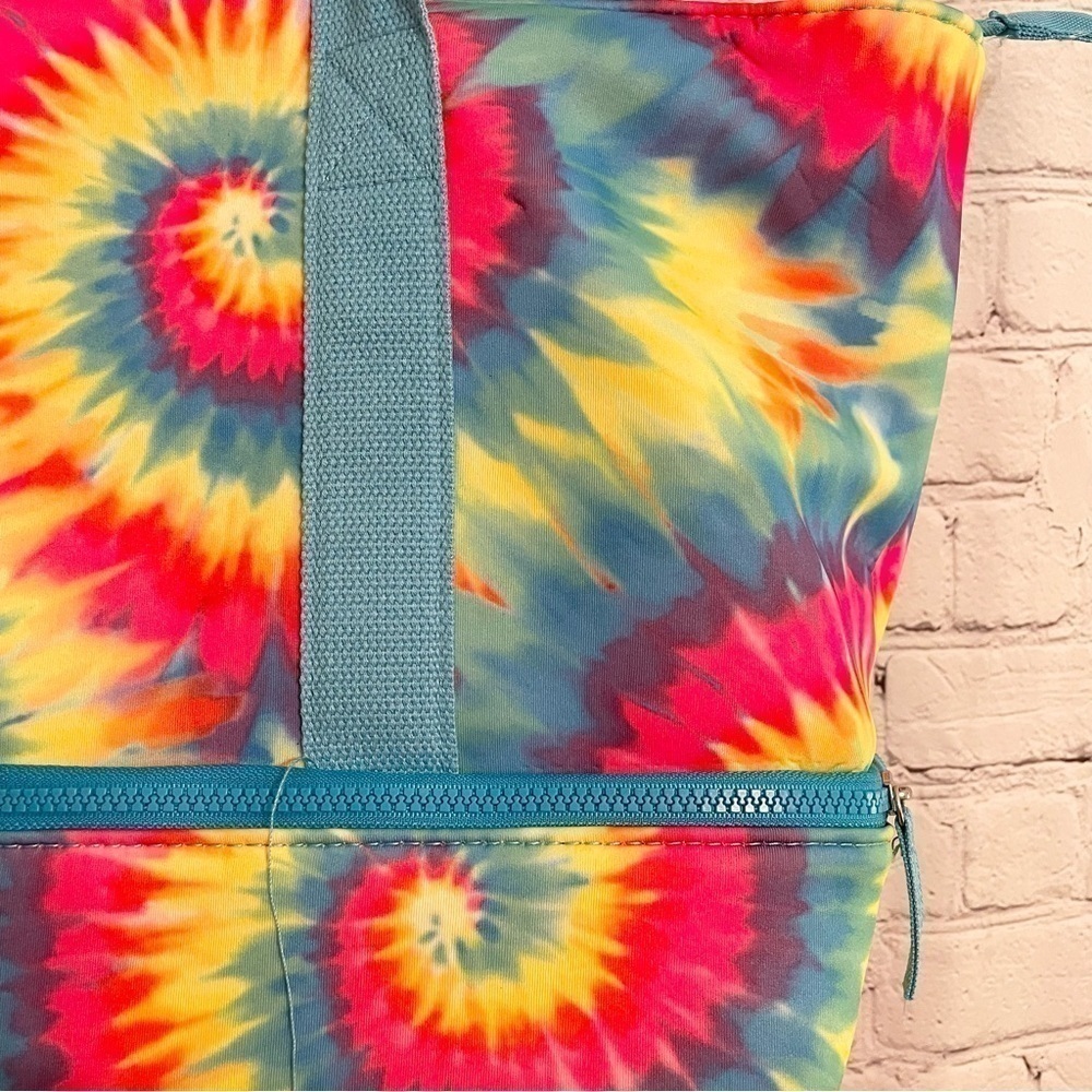 Large Multi-Color Tie- Dye Tote Bag New - Picture 3 of 7